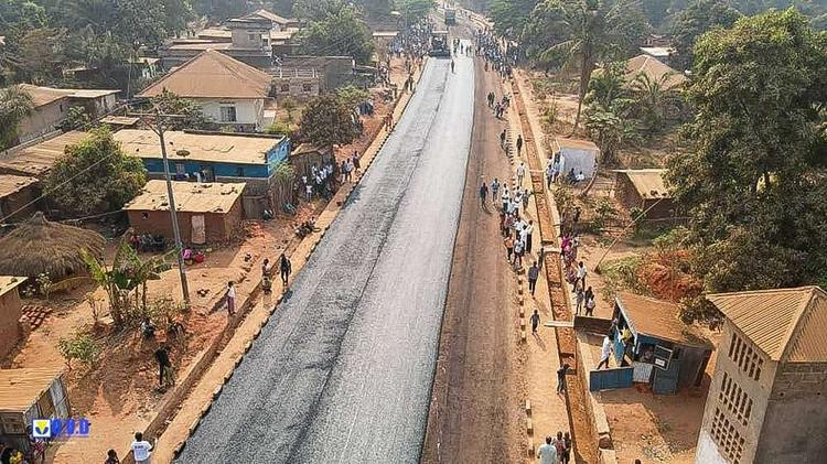 L’Avenue Kasa-Vubu à Mbuji-Mayi se transforme en béton bitumineux