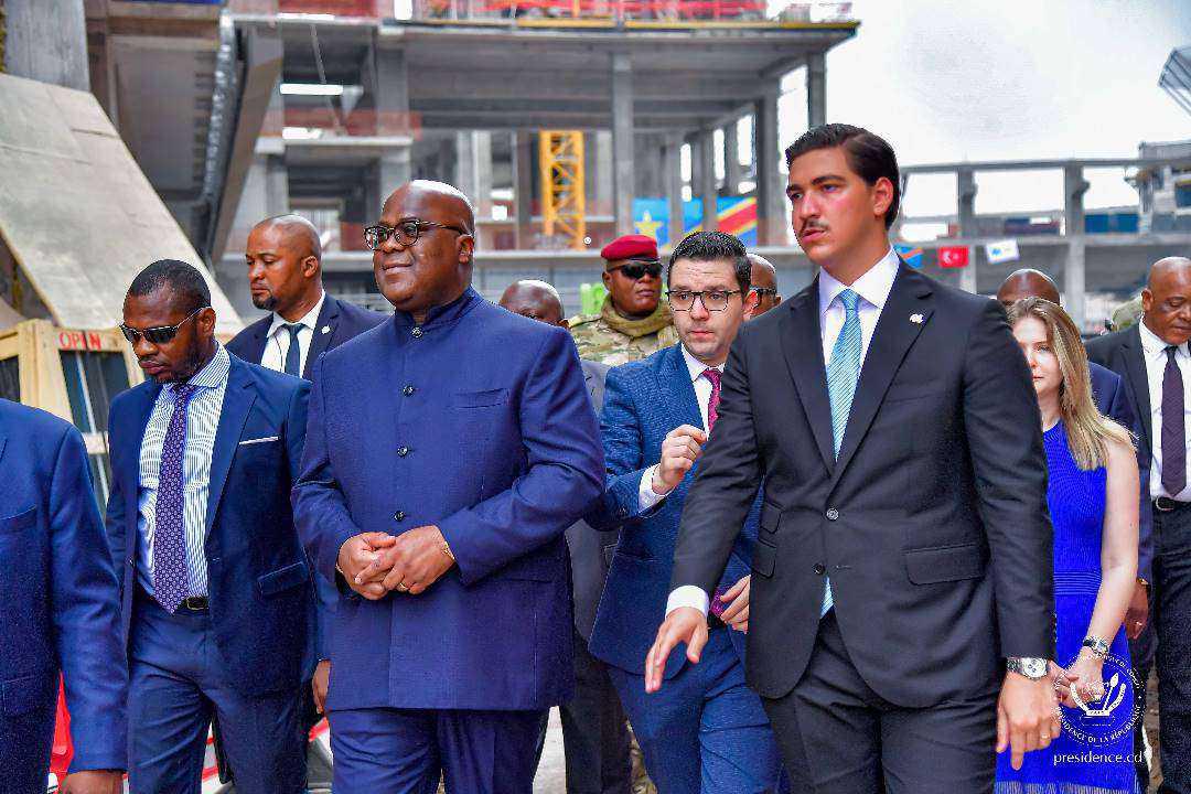 Le président Felix Tshisekedi satisfait des avancées des travaux de construction du centre financier de Kinshasa