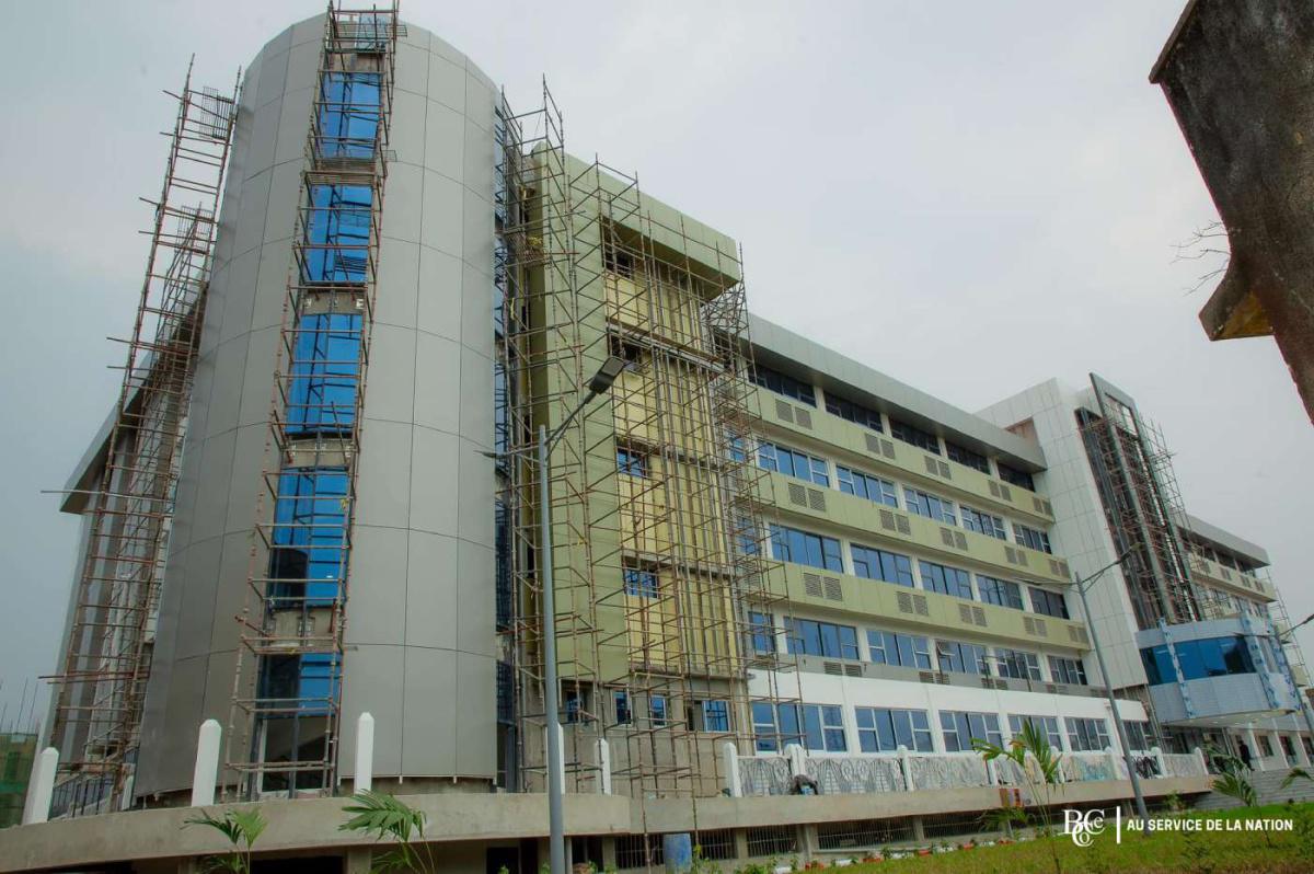 Plus d’un siècle après, l’hôpital Général de Référence de KINSHASA (ex MAMA YEMO) se pare de sa nouvelle robe moderne.