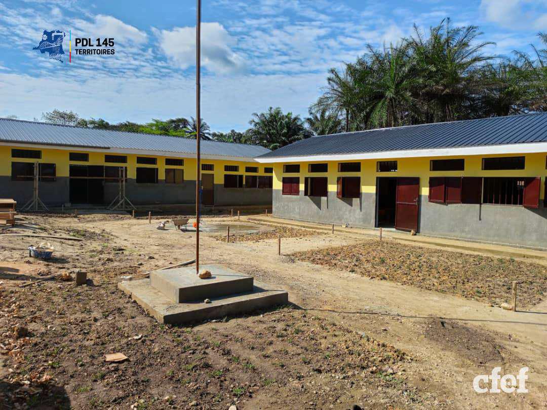 École primaire MBOTA - Province de Kongo-Central