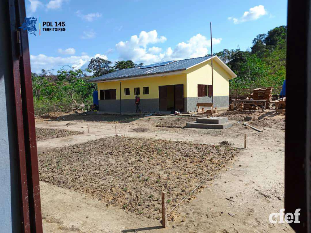 École primaire MBOTA - Province de Kongo-Central